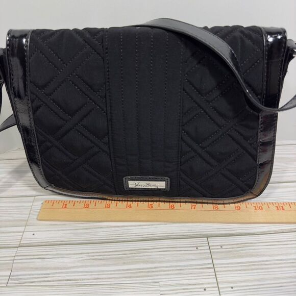 VERA BRADLEY QUILTED PATENT TRIM SATCHEL CROSSBODY PURSE BAG - Picture 4 of 12